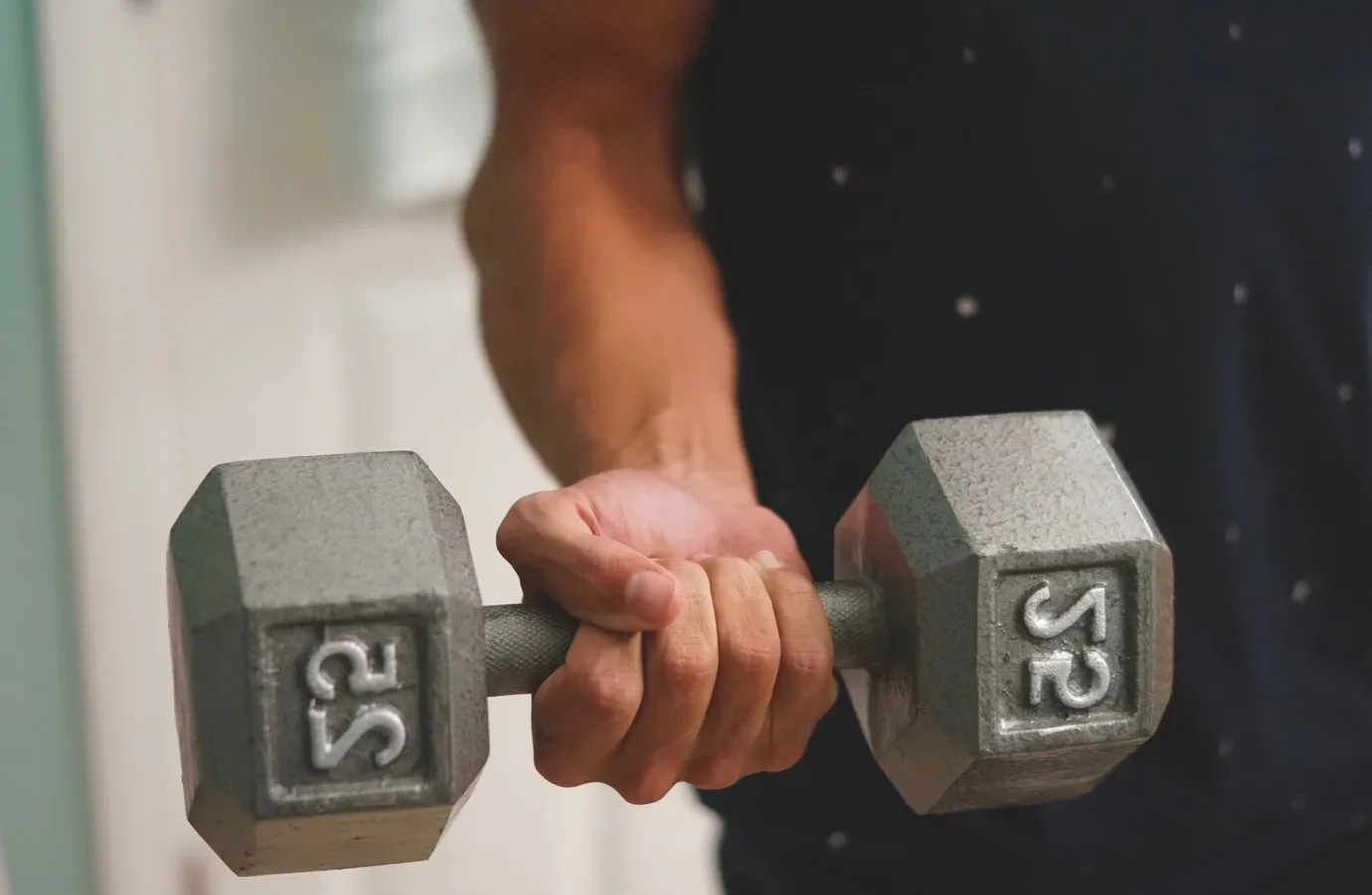 entrainement biceps avec haltére